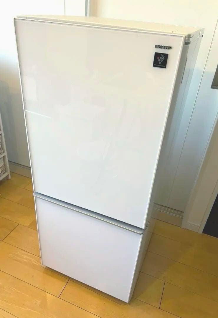 【送料込み】シャープ 冷蔵庫 SJ-GD14C-W 137L 【マット付き】 SHARP（シャープ） 買い替え応援セール 中古 冷蔵庫 一人暮らし 137L