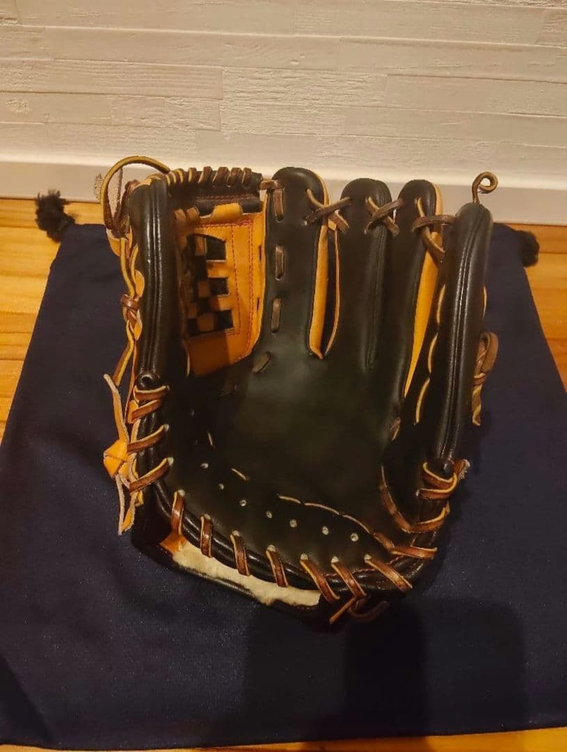 にゅー様 エバード 硬式グローブ 内野用