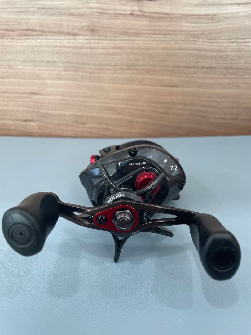 Daiwa ALPHAS AIR 7.2L ベイトリール 中古
