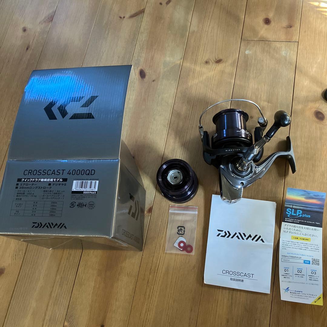 ダイワ　クロスキャスト4000QD 替スプール付 4960652075930_1.jpg