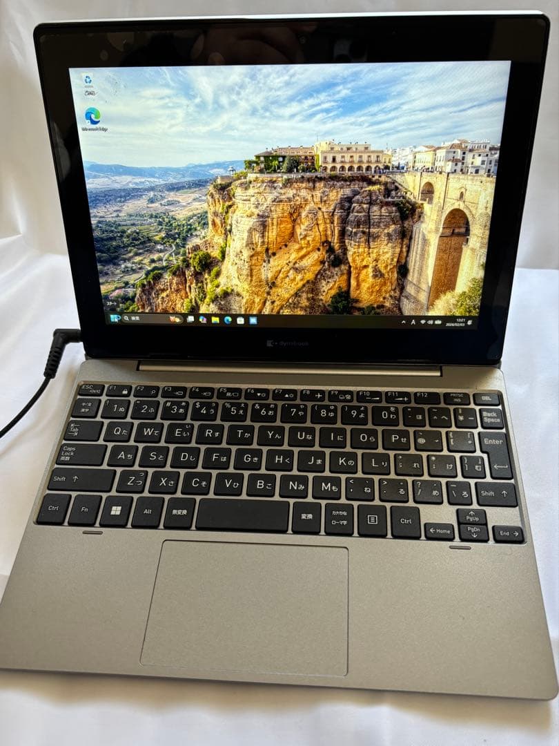 2 in 1 タブレットPC Dynabook K60/FW K60/FW | ビジネス5in1／2in1ノート | 法人向けPC | dynabook