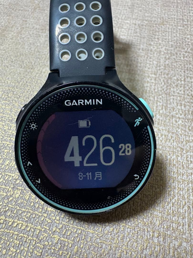 【BEAMS限定】GARMIN FOREATHLETE 235J 希少カラー！ ファッションアイテムとしてもGPSウォッチをさらに身近に！ Garmin