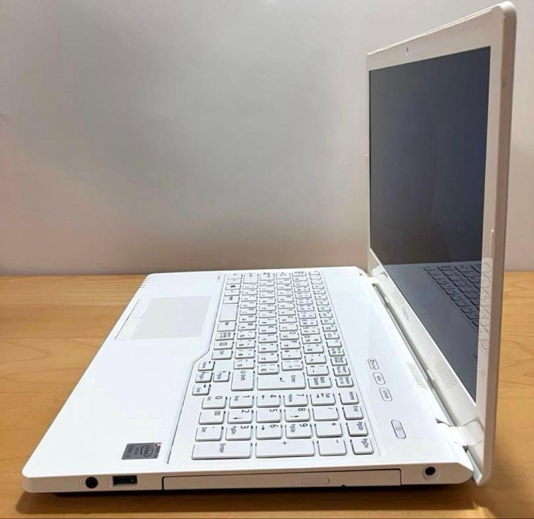 ハイスぺ ノートパソコン 高性能 SSD128/メモリ16/カメラ/オフィス付