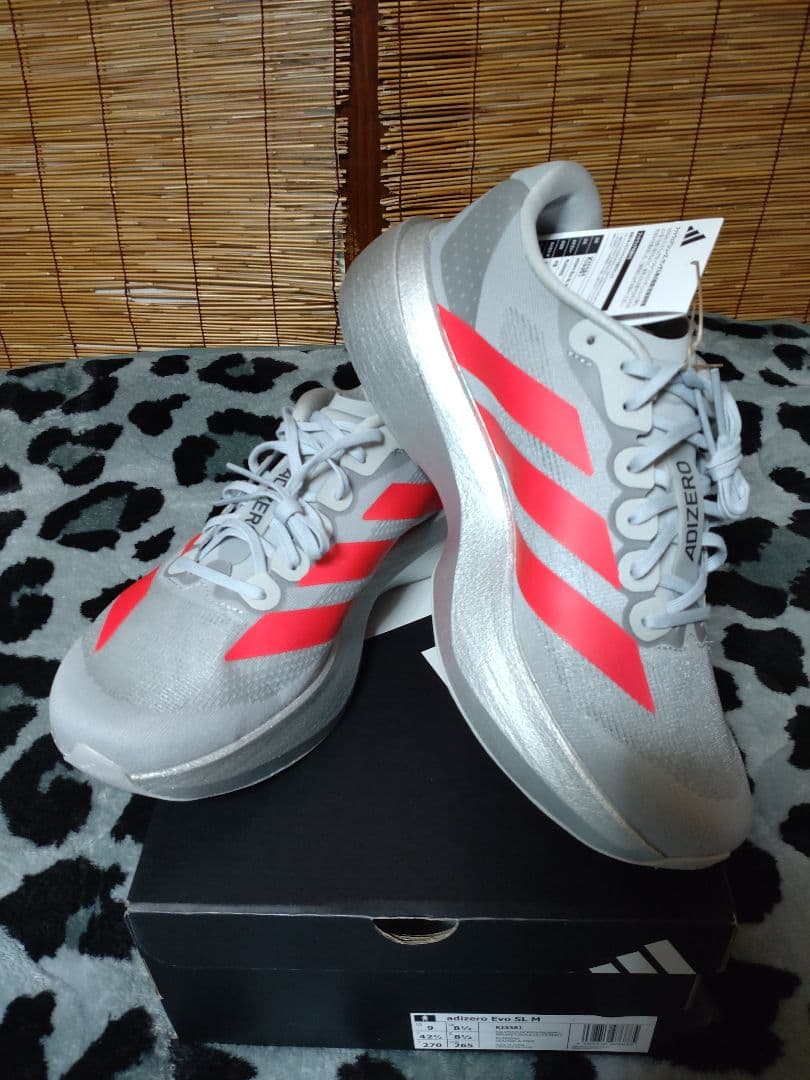 新品未使用！！アディダス　アディゼロエボＳＬ　27.0cm　東京マラソン　大阪