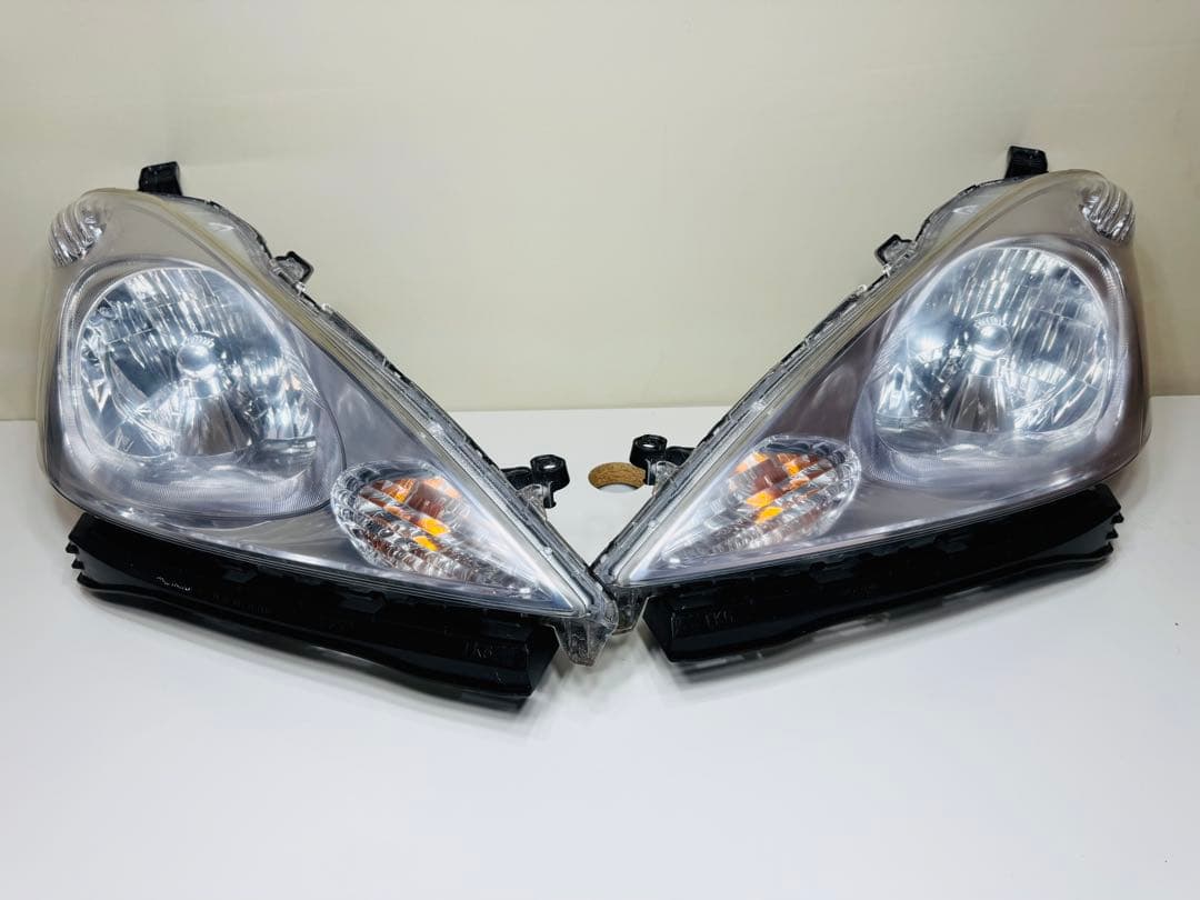 ホンダ フィットGE6 GE7 GE8 前期HIDヘッドライト RS 左右セット