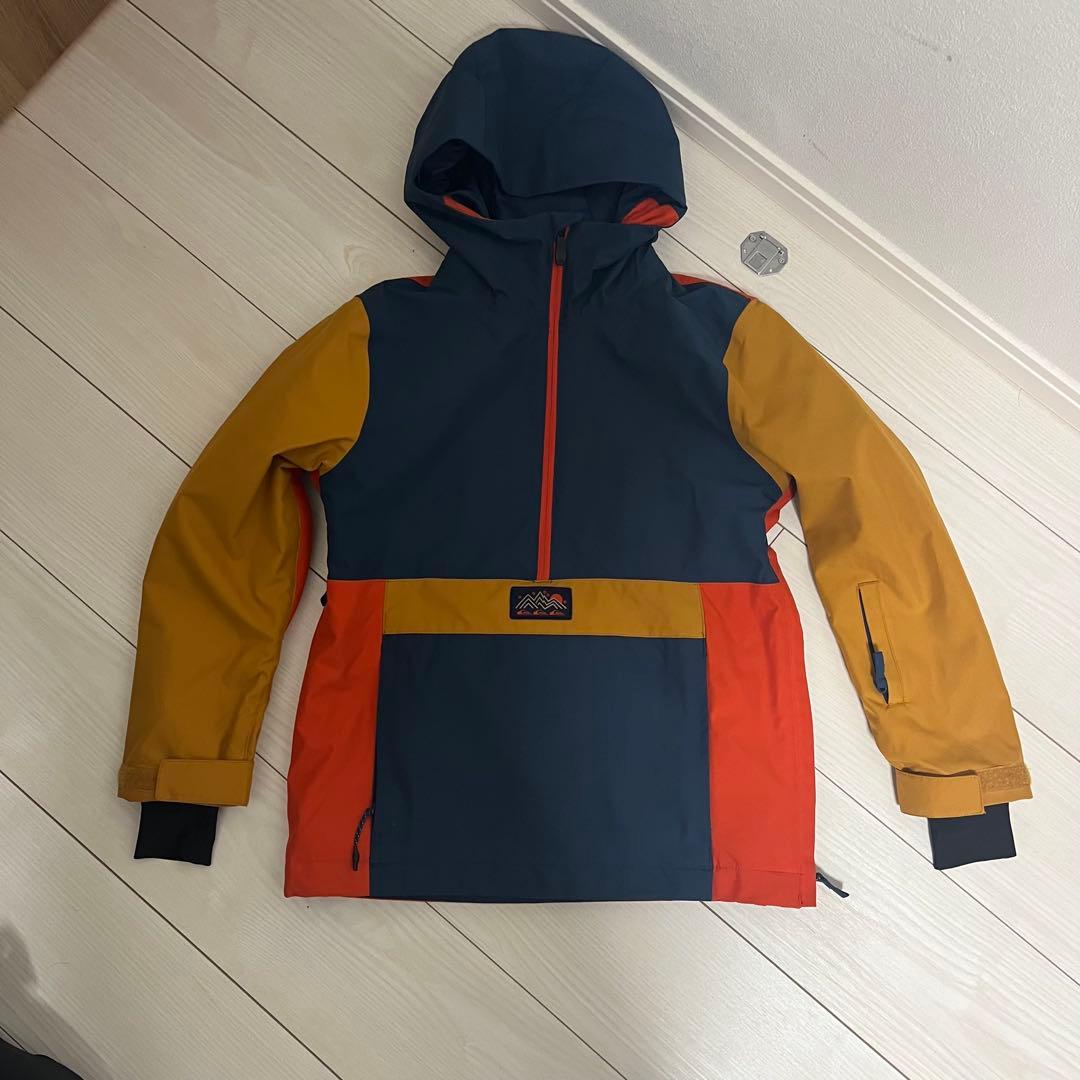 スノーボードウェア プルオーバージャケット マルチカラー クイックシルバー　8歳 スノーボードウェア プルオーバージャケット マルチカラー クイック