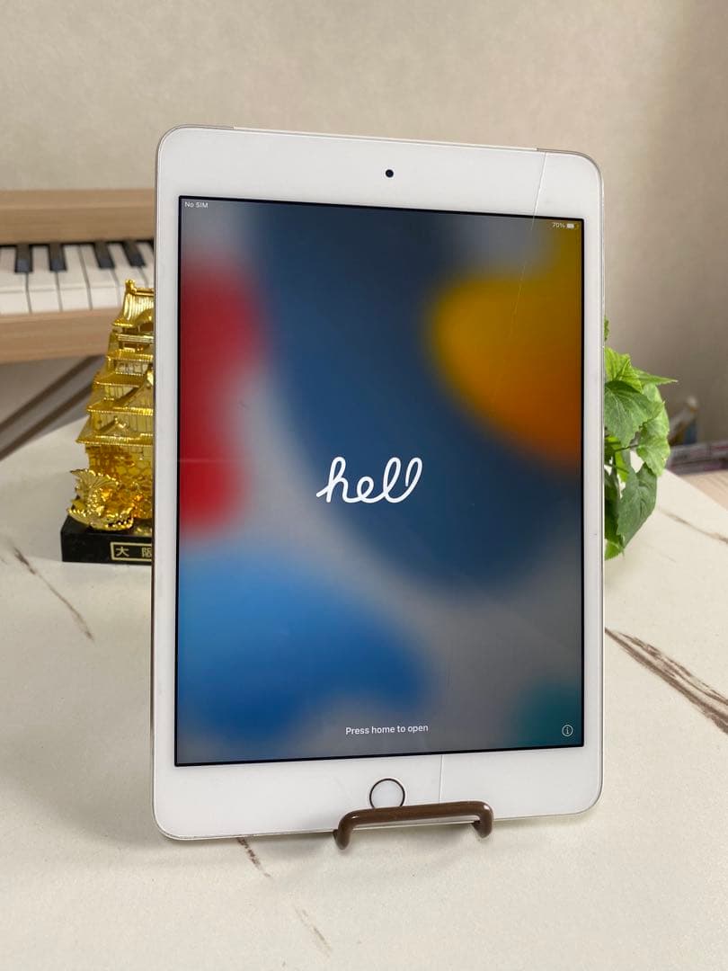 iPad mini 4 128GB Cellular 画面ヒビあり 動作良好 Amazon.co.jp: 【整備済み品】 Apple iPad mini 4 Wi-Fi + Cellular