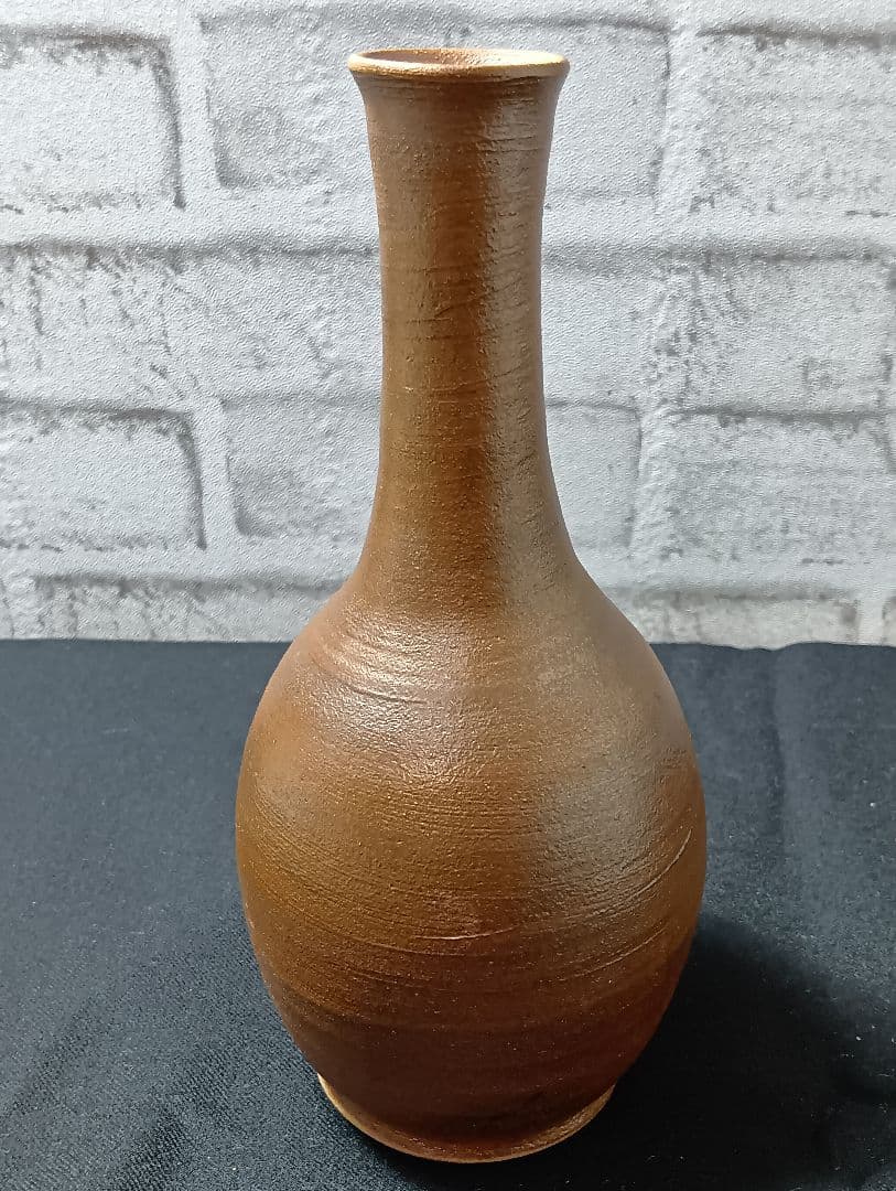 ブラウン 陶器 花瓶 - メルカリ