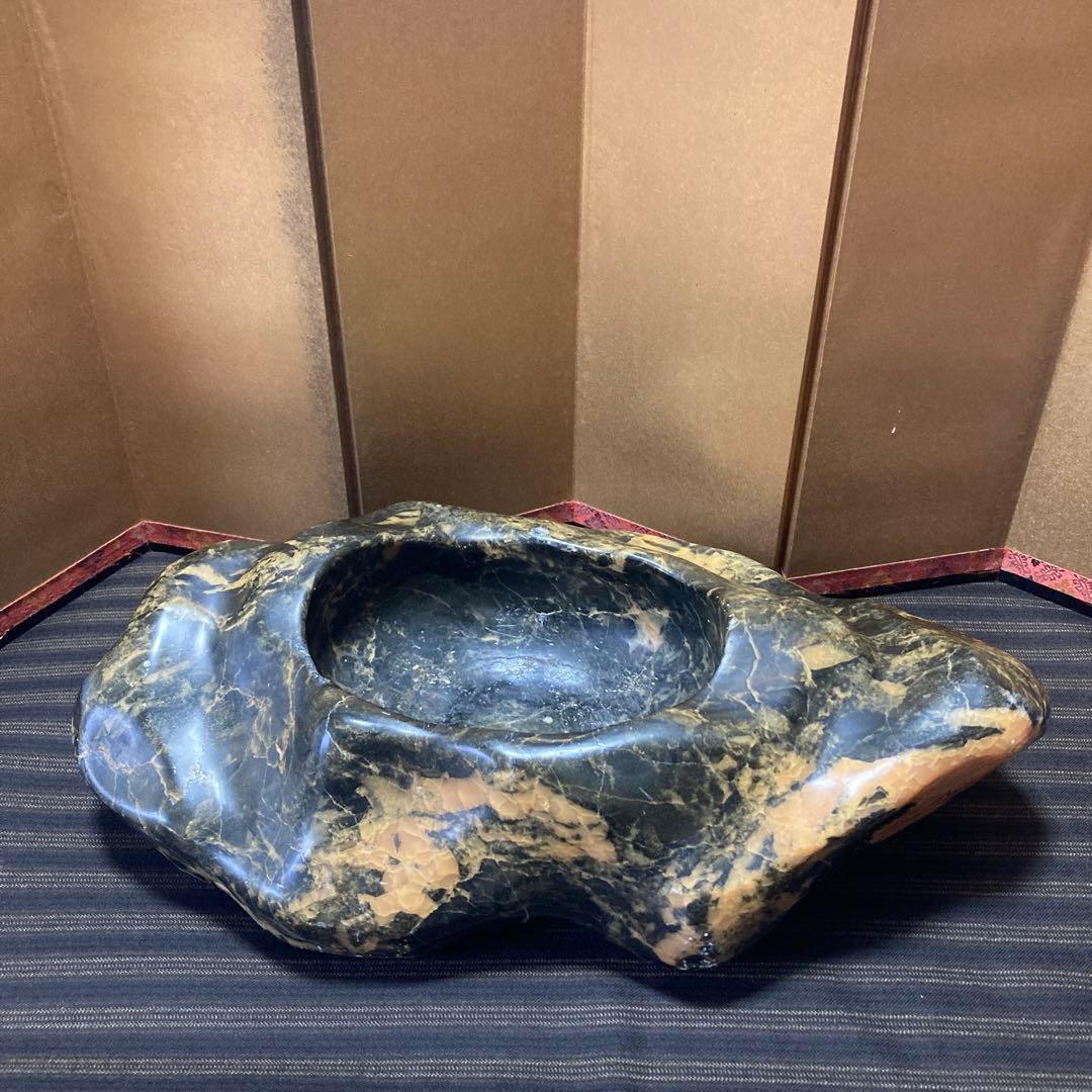 趣ある溜まり石　鑑賞石　水石　9.6kg