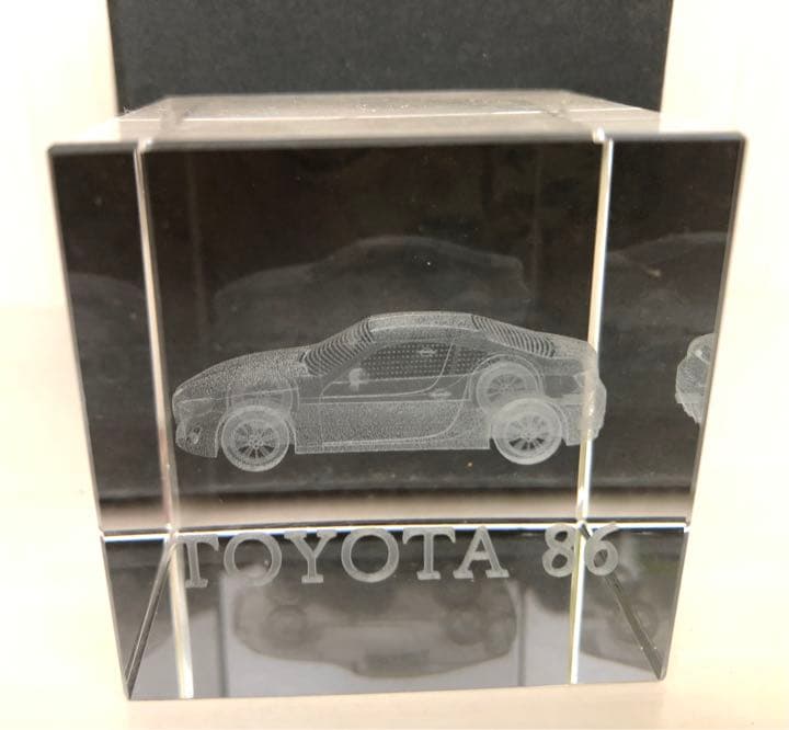 □トヨタ86 非売品！お洒落なクリスタルの置物□ - メルカリ