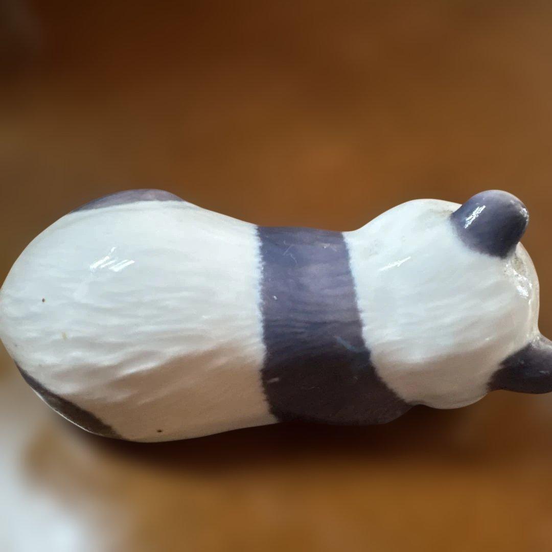 パンダ置物ロイヤルコペンハーゲンフィギュリン 眠るパンダ - メルカリ