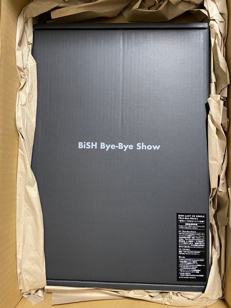 BiSH LAST CD SINGLE 「Bye-Bye Show」 DISCOGRAPHY | BiSH Official Site