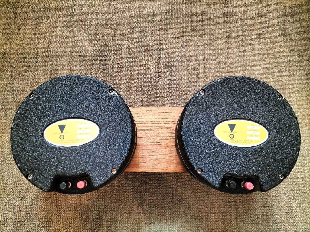 JBL LE85　ペア　アルニコマグネット　ドライバーユニット JBL LE85 8Ω ドライバーユニット ペア - 中古オーディオの販売や買取