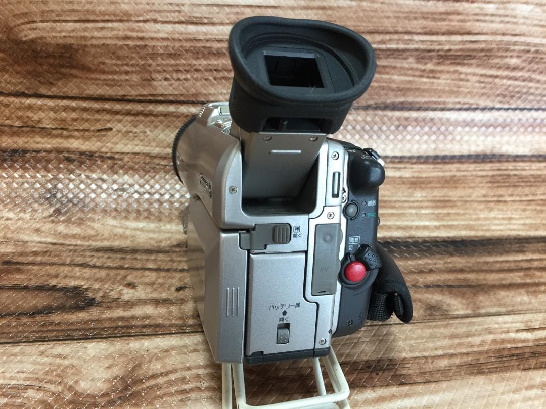 撮影再生ダビングOK　美品　Panasonic NV-DJ100　付属品有