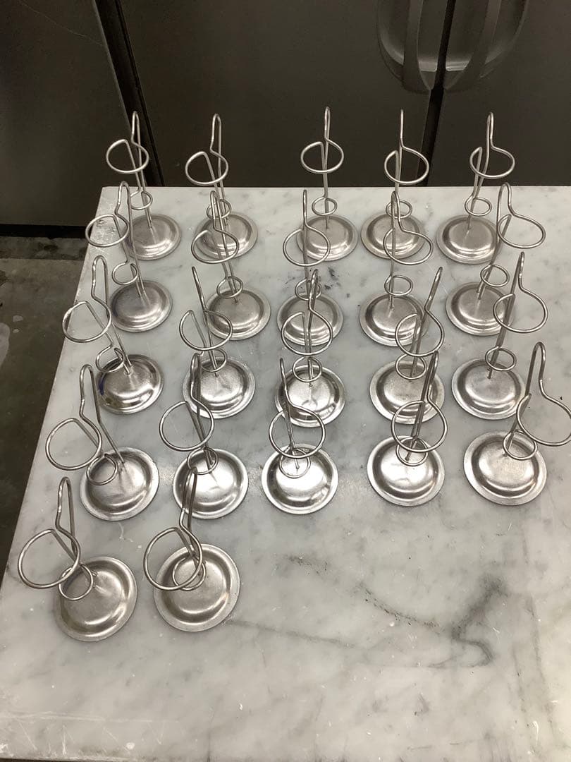 アイスクリームスタンド　22台　アイスクリームコーンホルダー コーンスタンド 楽天市場】アイスクリーム コーン スタンド ソフトクリーム ホルダー