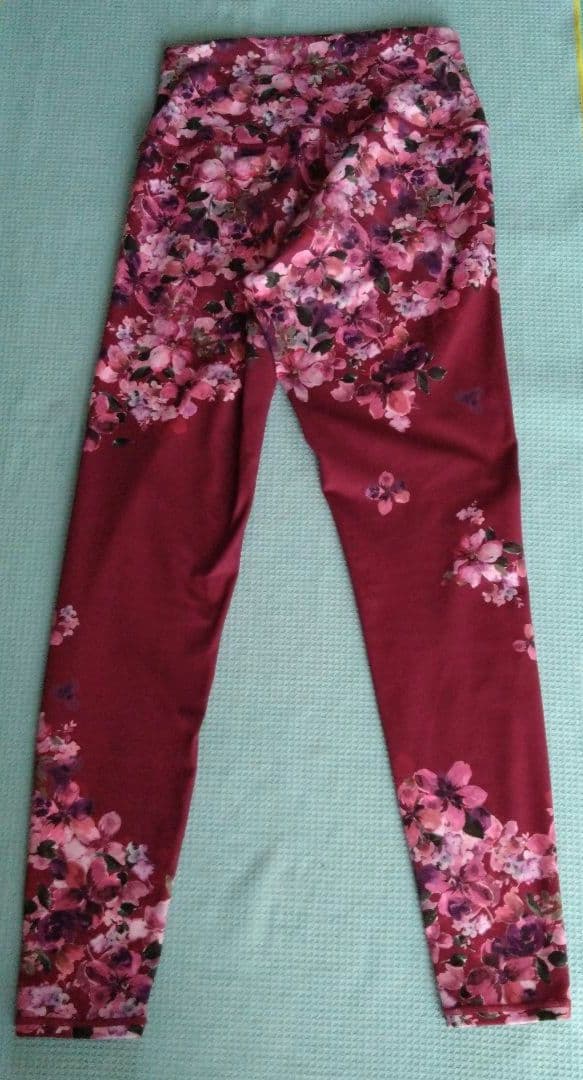 SUKALA】フルオブフラワーパネルレギンス 花柄 М - メルカリ