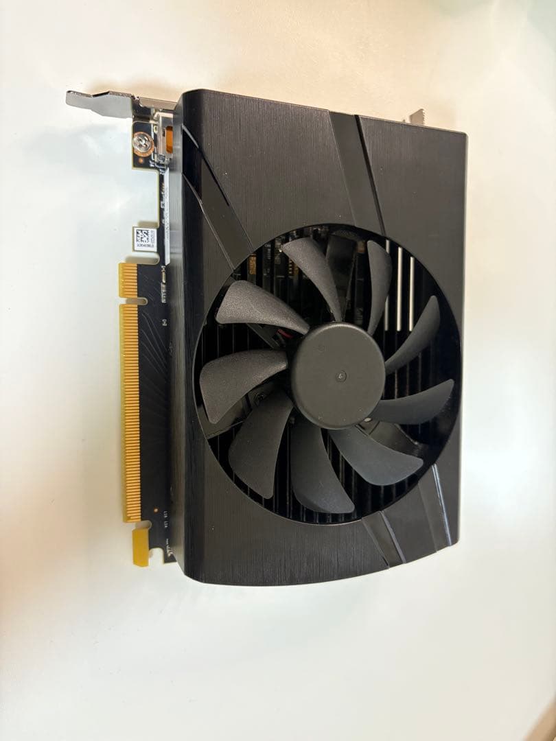 グラフィックボード・グラボ・ビデオカード Lenovo GeForce GTX1650 4GB GDDR5 ロープロファイルで補助電源不要なGTX1650搭載グラフィックカード