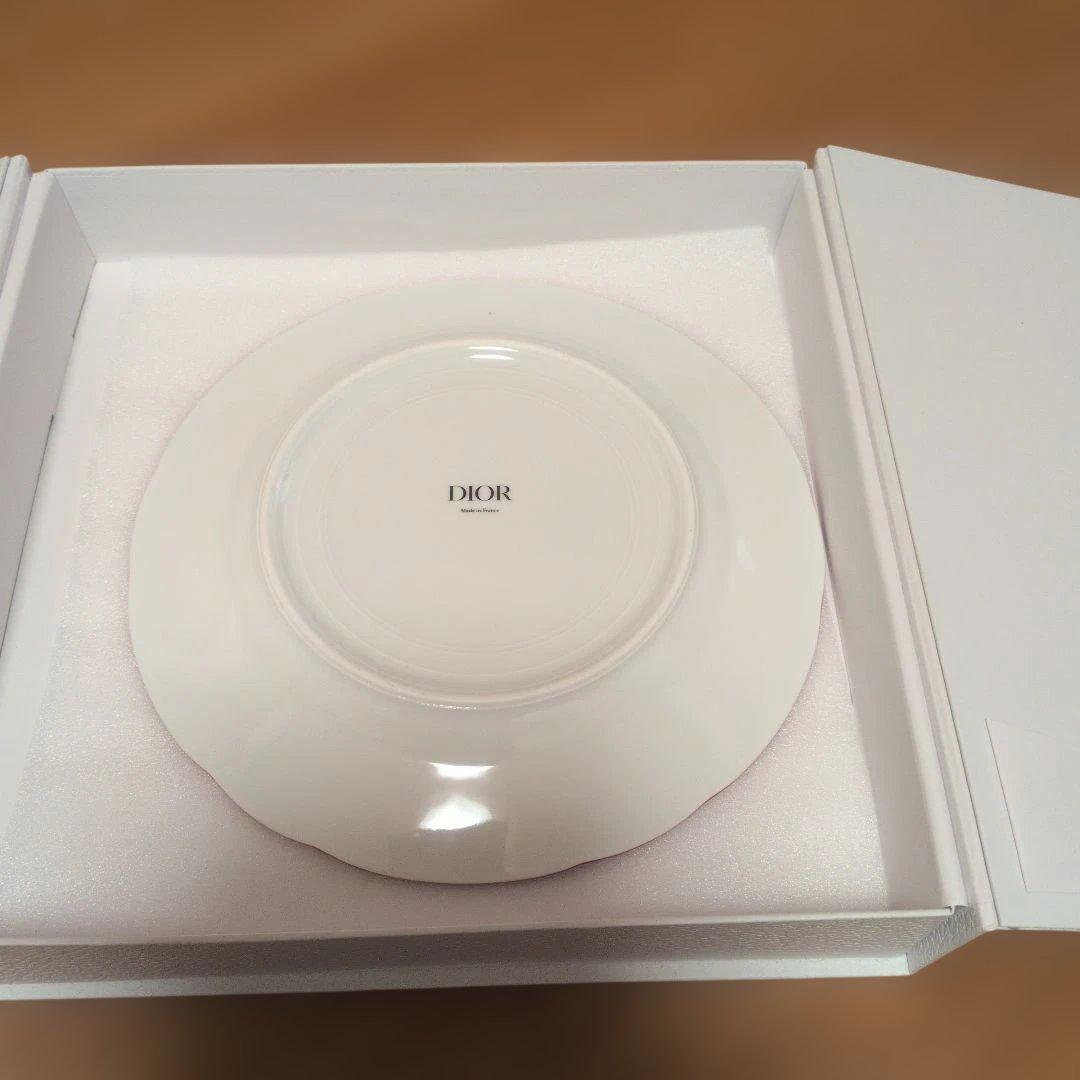Dior】磁器 ディナープレート 27cm 新品未使用 - メルカリ
