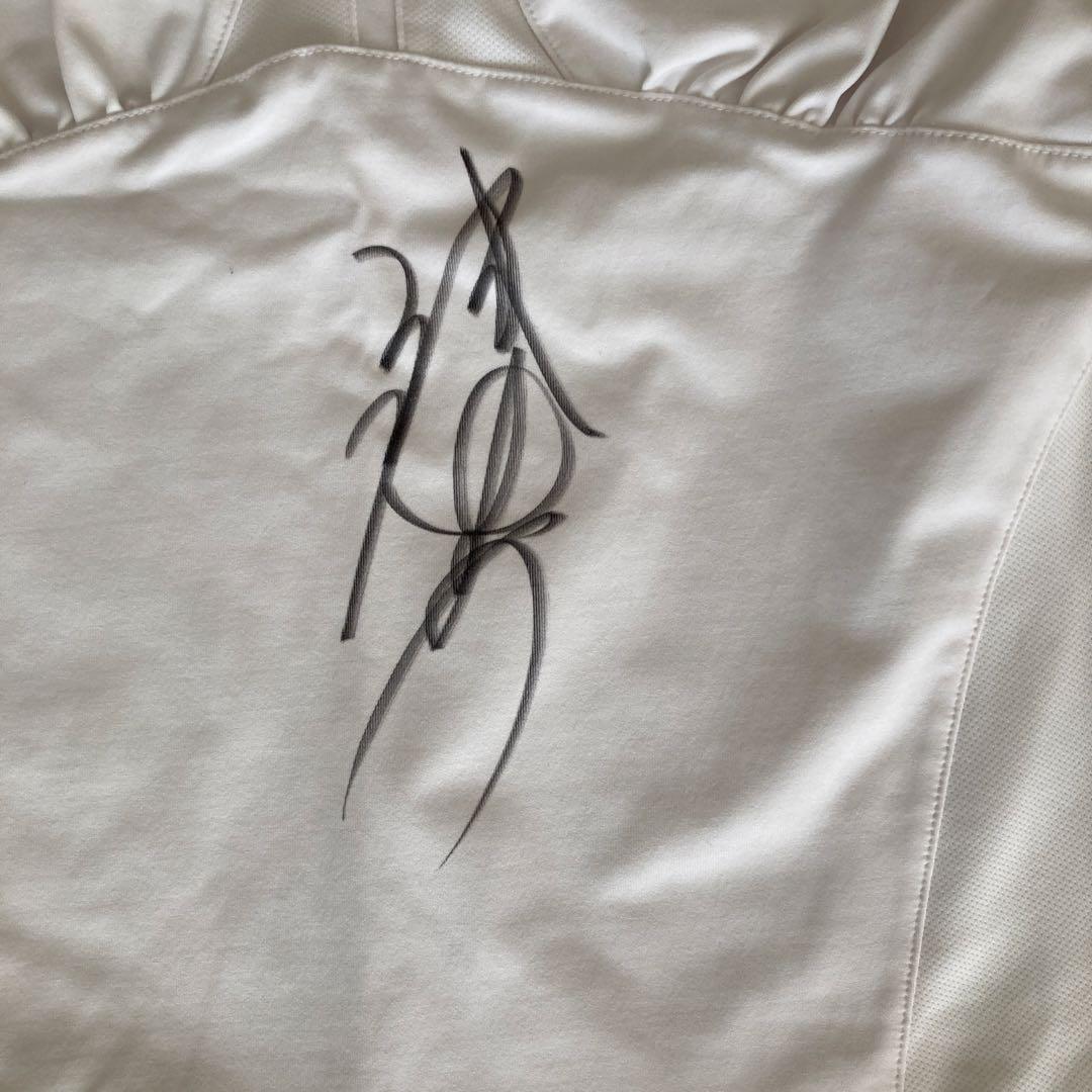 ★浅越しのぶ直筆サイン入YONEX タンクトップ・ショートパンツホワイトＬサイズ