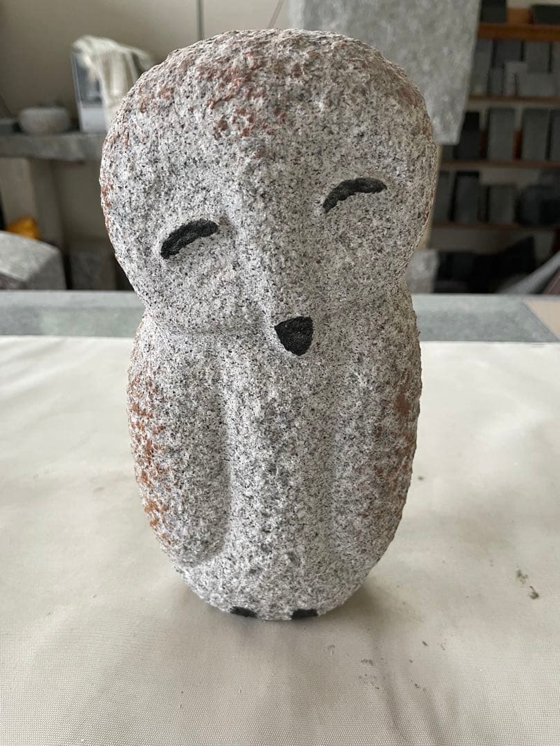 微笑みフクロウ フクロウ 手作り 国産 御影石 - メルカリ