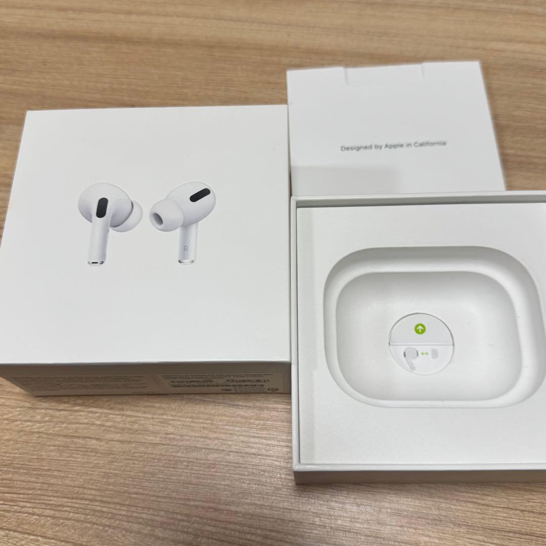 美品】Apple AirPods Pro 第1世代 箱・ケーブル付 - メルカリ