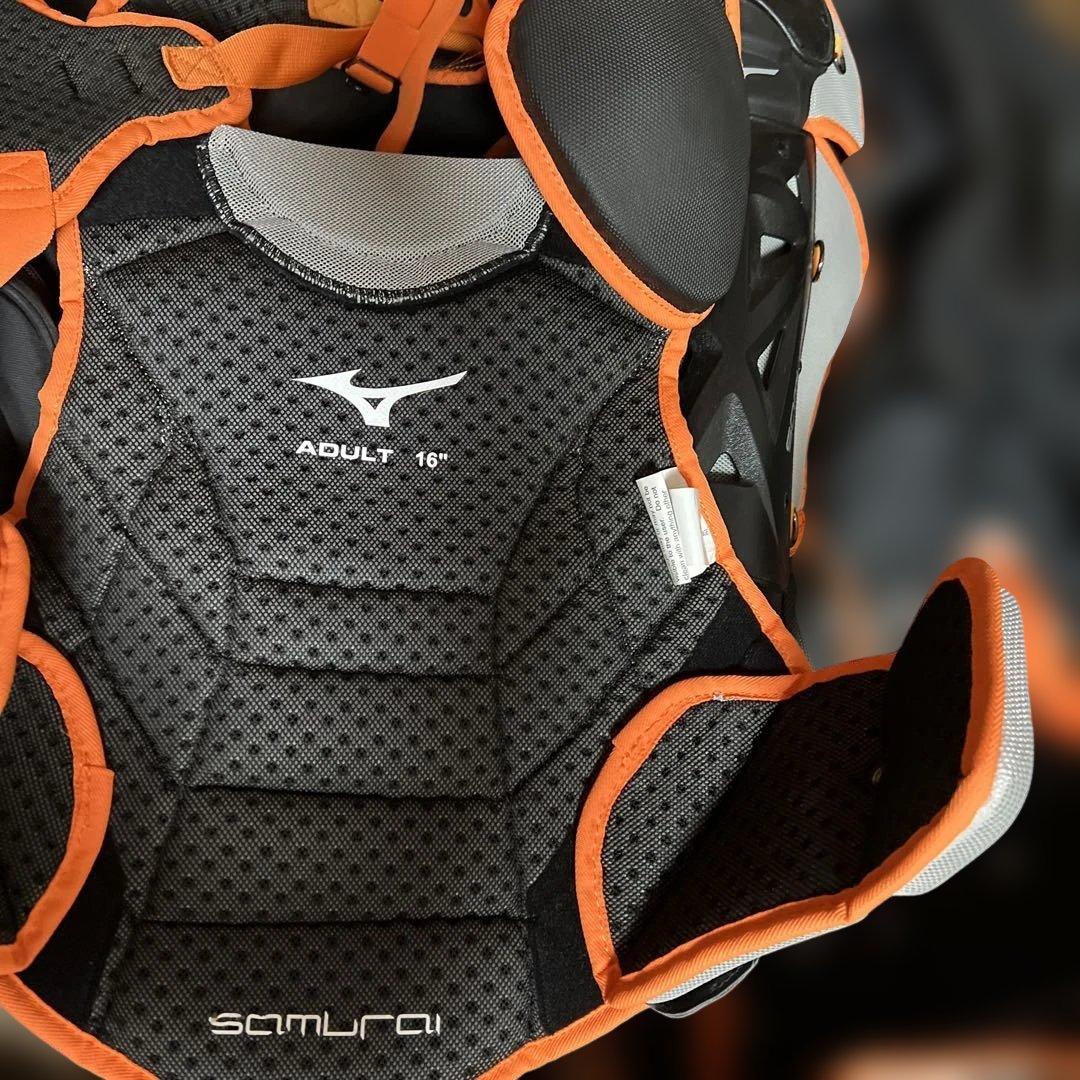 ミズノ硬式用 キャッチャー SAMURAプロテクター セットブラック