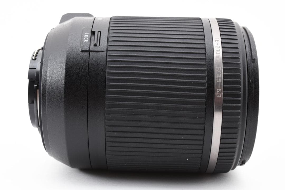 極美品 Tamron 18-200mm f/3.5-6.3 II VC Di