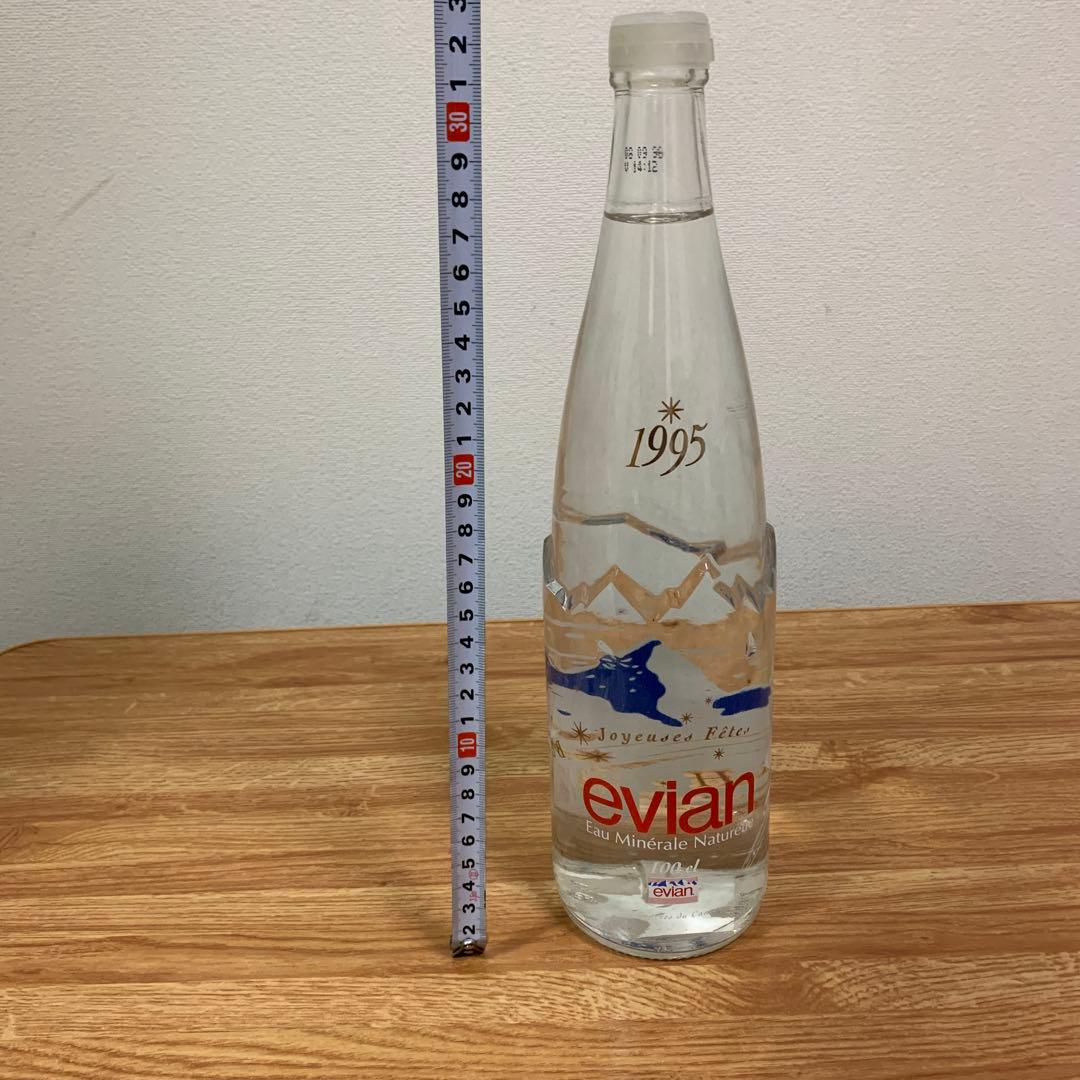 エビアン イヤーボトル 1995-1998年セット