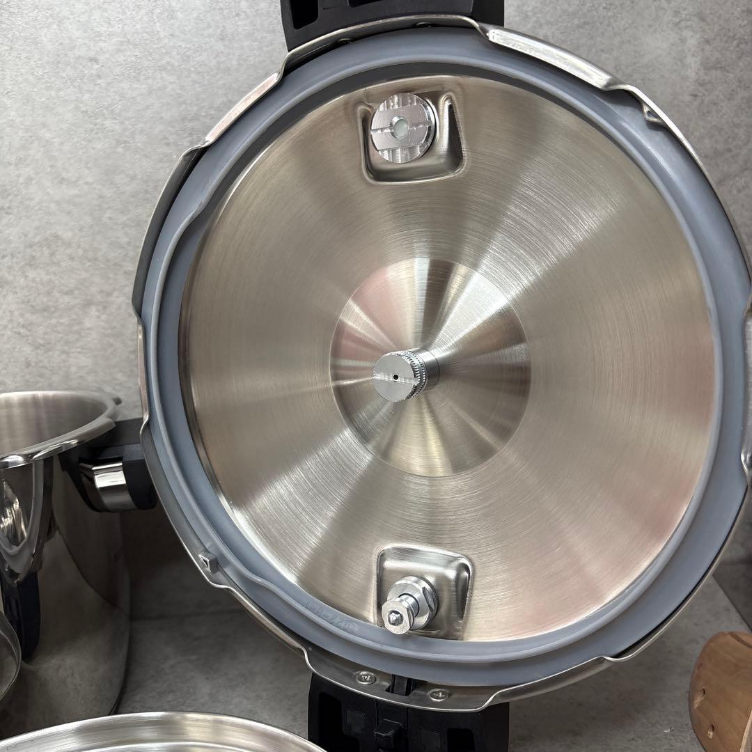 【新品未使用】ワンダーシェフ 魔法のクイック料理 圧力鍋 5.5L AQDA55