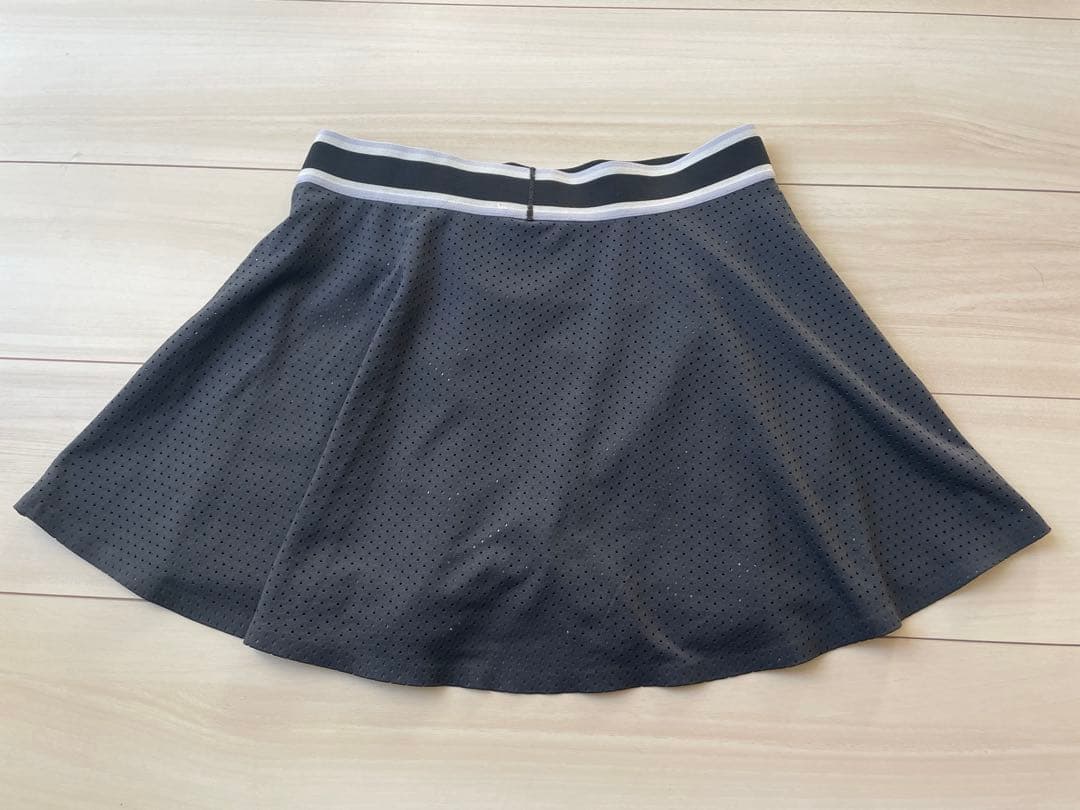 Nike テニススコート 黒 フローラル柄 US-Sサイズ - メルカリ