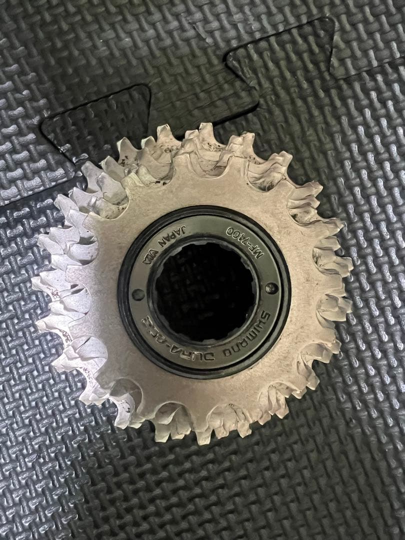 サンツアー SUNTOUR スプロケット5個＋シマノ SHIMANO1個 - メルカリ