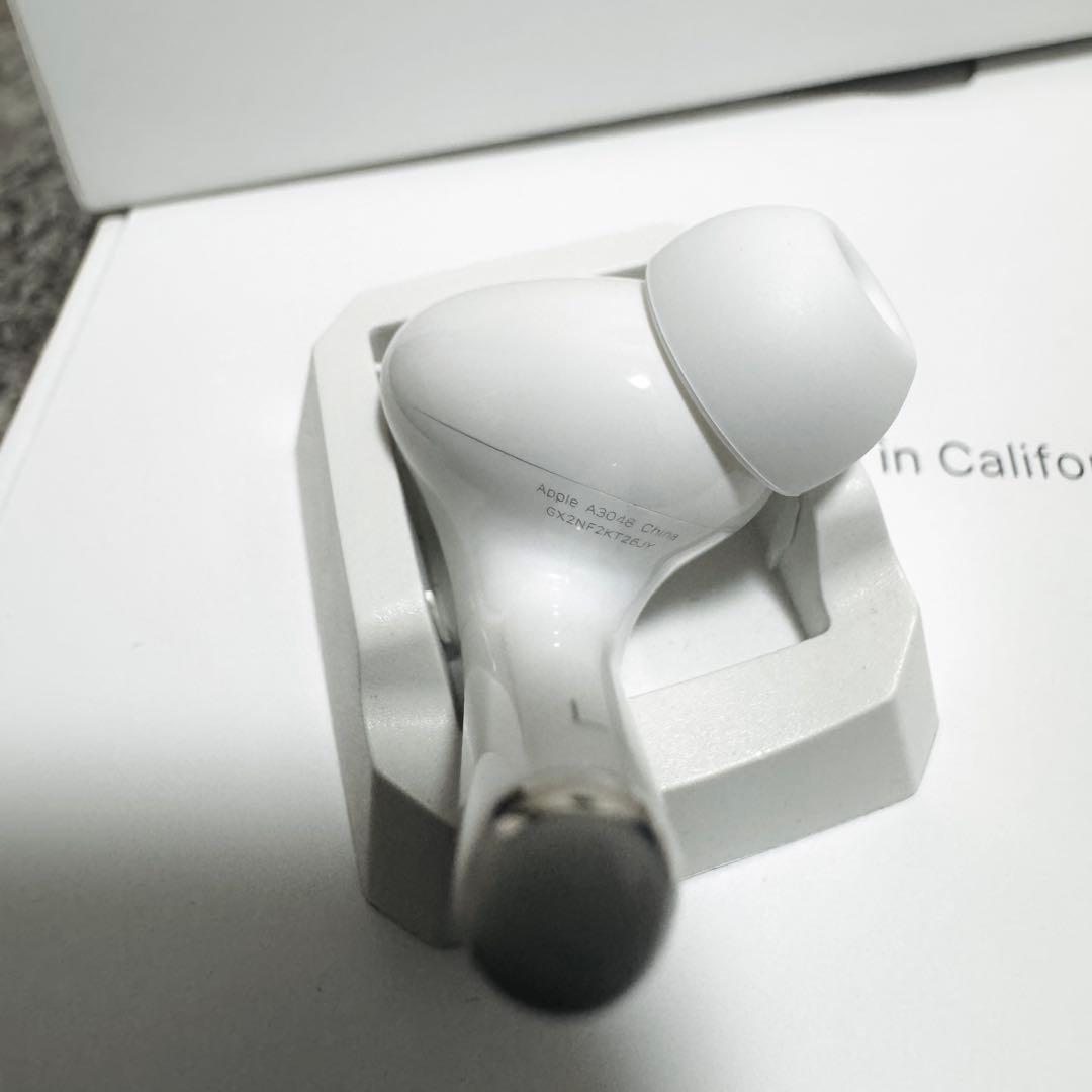 AirPods Pro 2 左イヤホン USB-C 片側 左耳 第二世代 89 - メルカリ