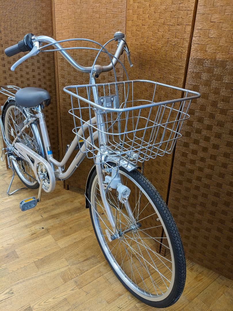 U081 美品 普通自転車 24インチ 6段変速 - メルカリ