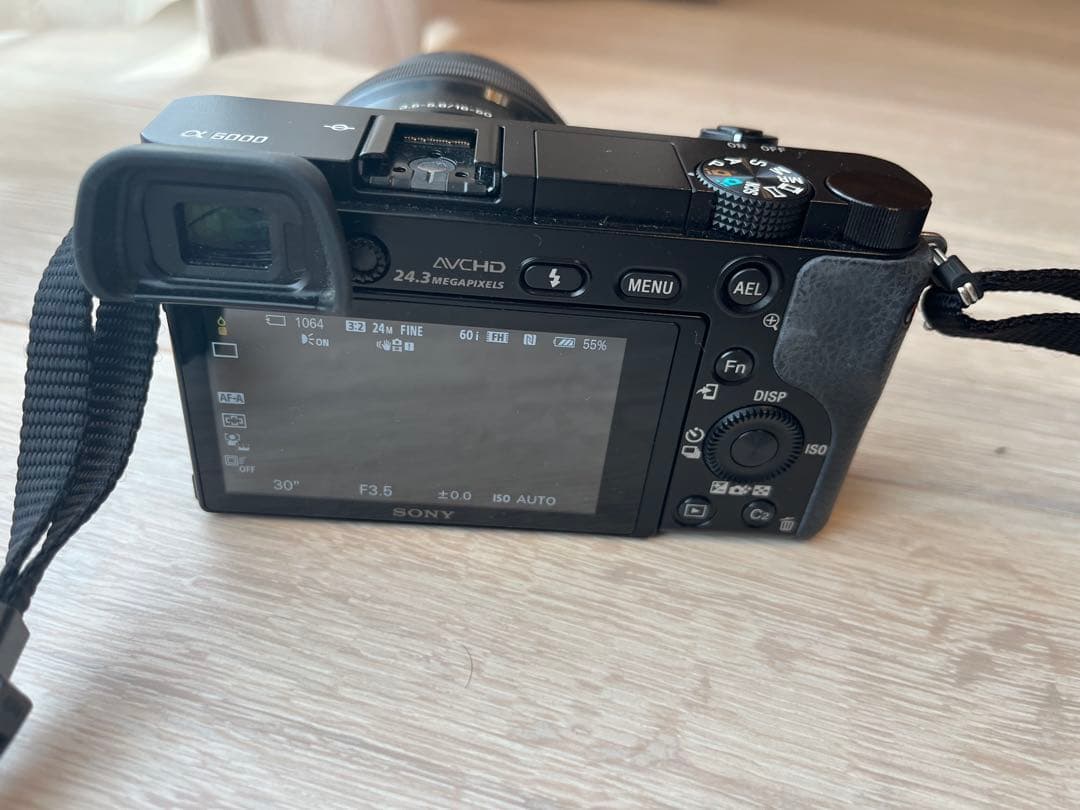 ソニー SONY α6000 ミラーレス一眼カメラ ダブルズームレンズセット Amazon | SONY ミラーレス一眼 α6000 ダブルズームレンズキット E PZ