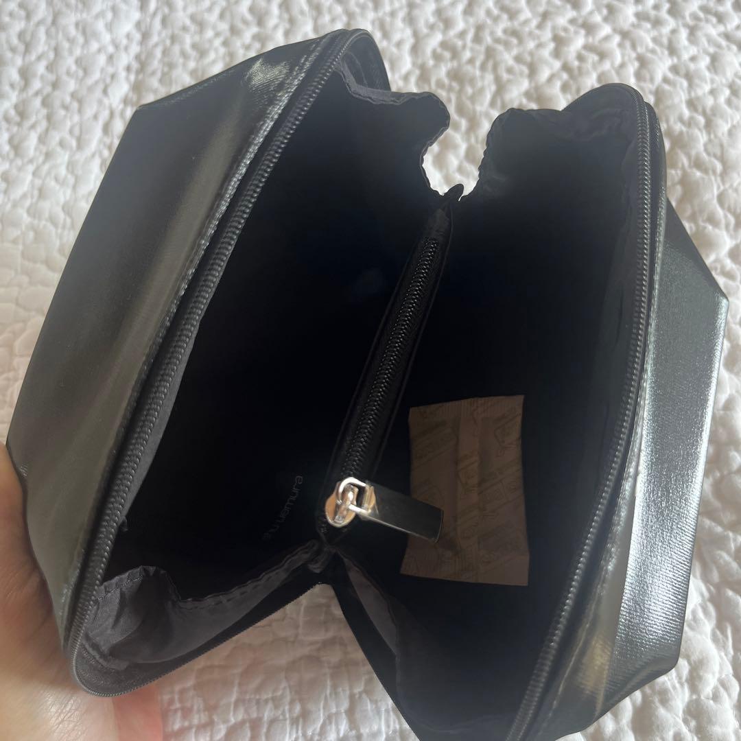 shu uemura ノベルティ ポーチ - メルカリ