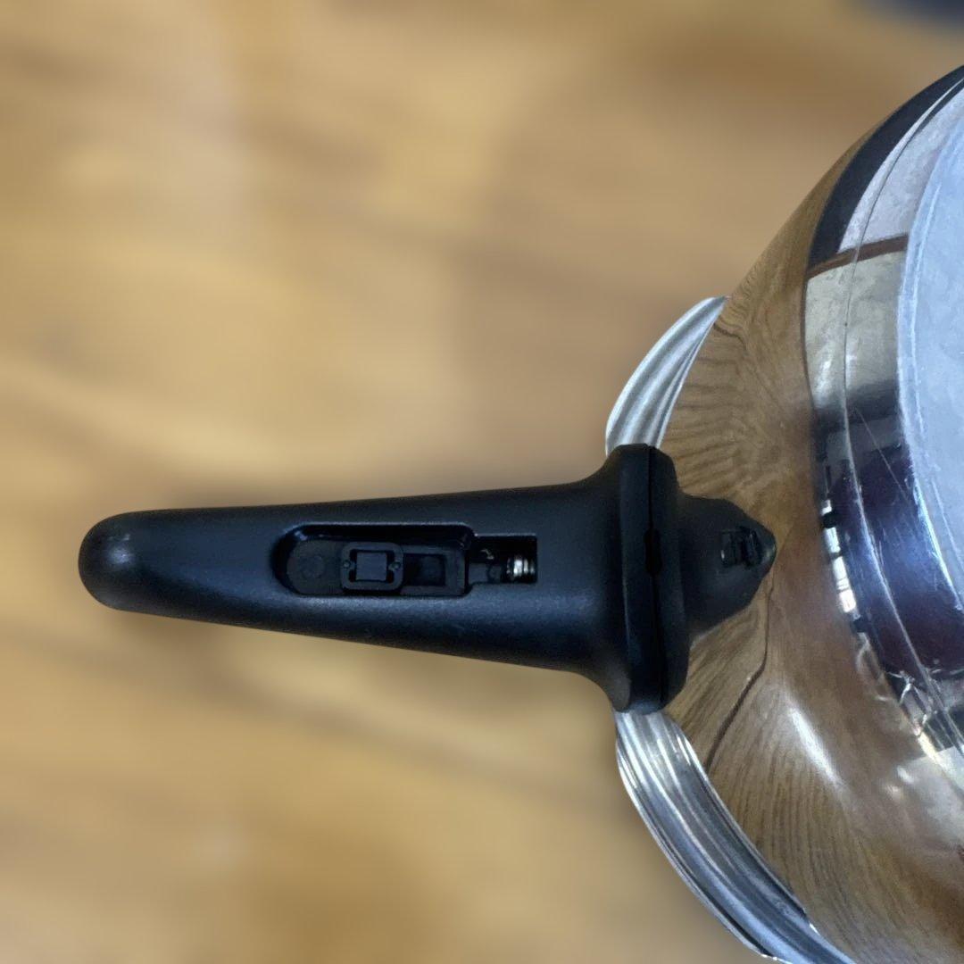 WMF (ヴェーエムエフ) パーフェクトS 圧力鍋 4.5L ドイツ製 レシピ本