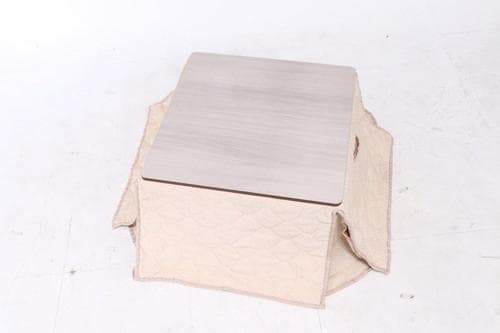 《新品・送料無料》こたつ　スクエア　布団付き　アイボリー