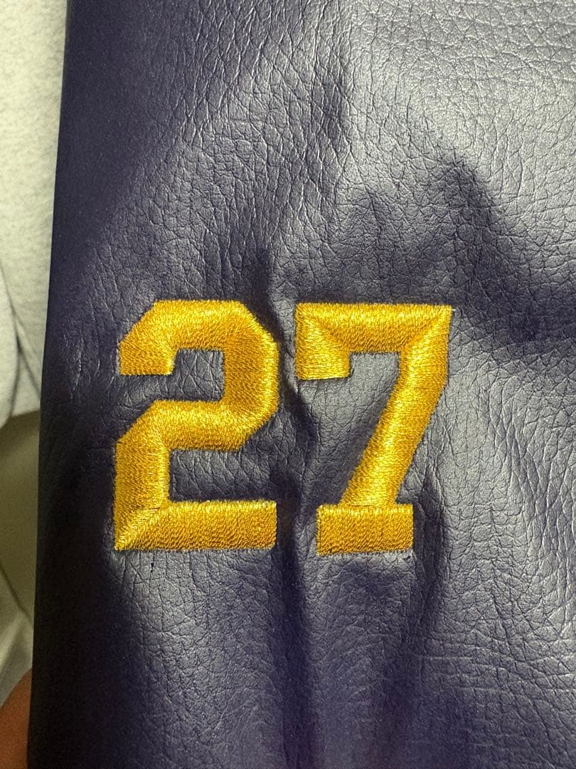 東海大学野球部グラウンドコート背番号27 - メルカリ