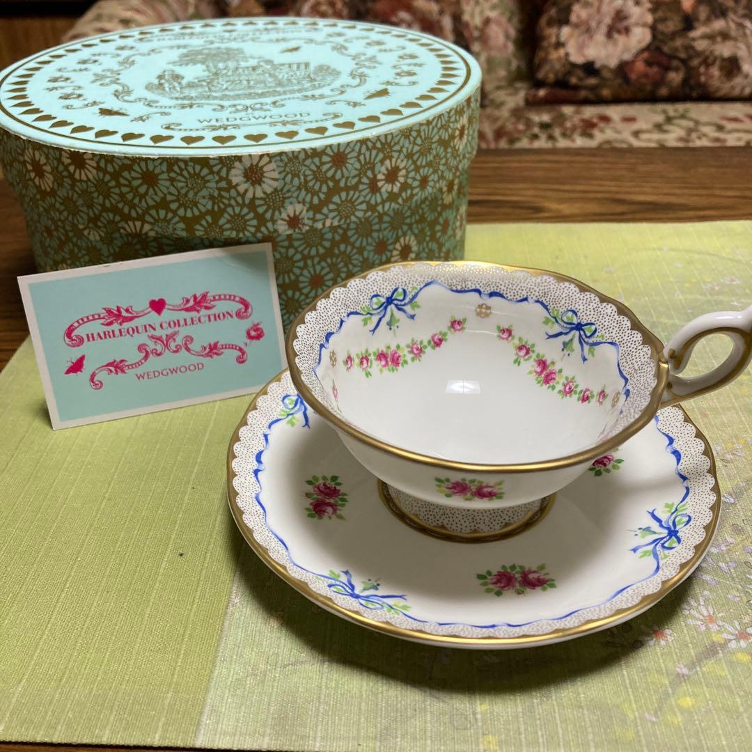 ウェッジウッド ハーレクイン リボン＆ローズ カップ＆ソーサー - メルカリ