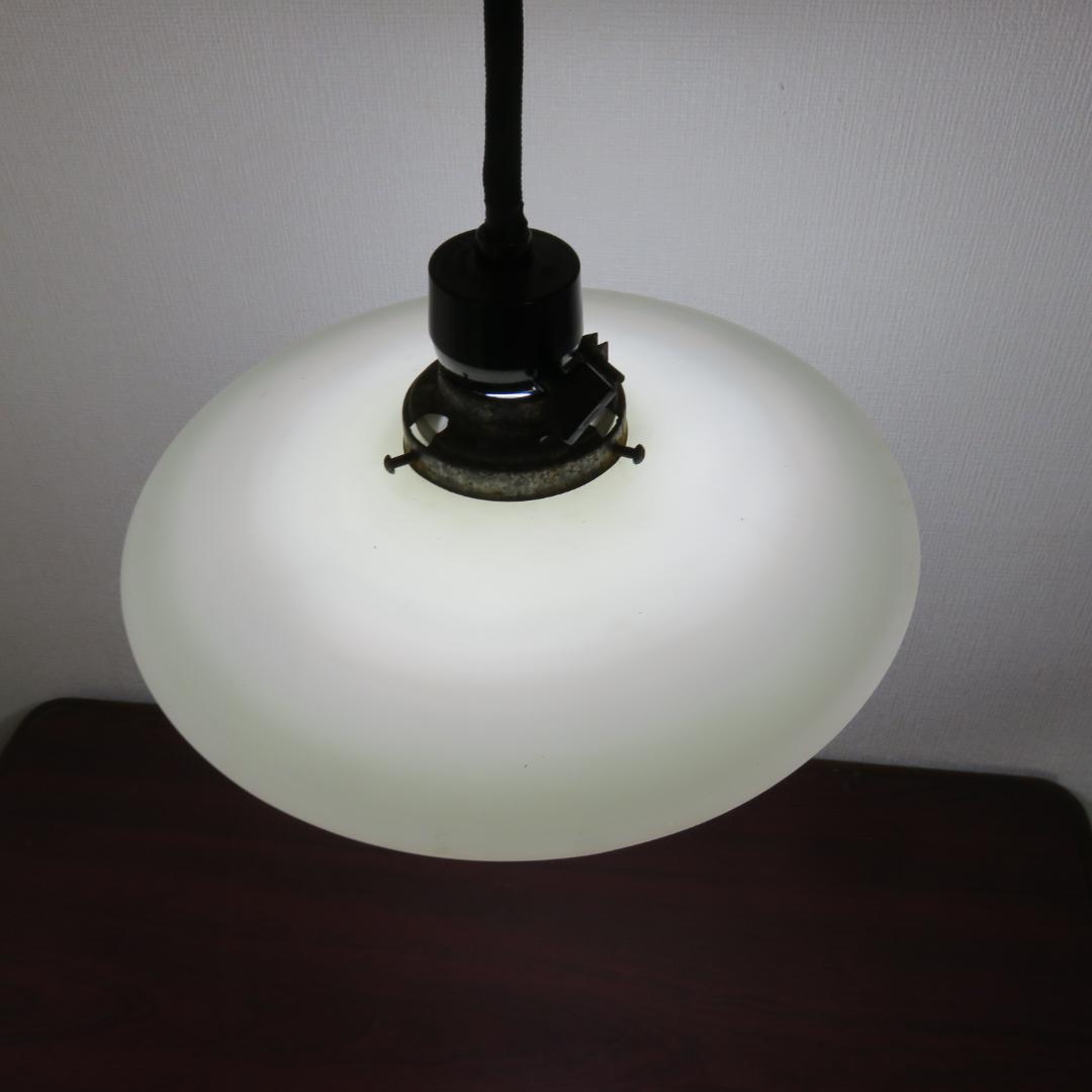 ランプシェード 乳白色 白色ガラス 昭和レトロ 照明 傘 - メルカリ