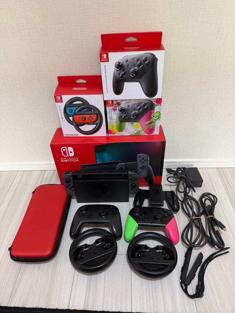 Nintendo Switch 通常版　グレー　ブラック　+プラコン×2 Amazon.com: Nintendo Switch Game Console - Black (HAC-001(-01) w