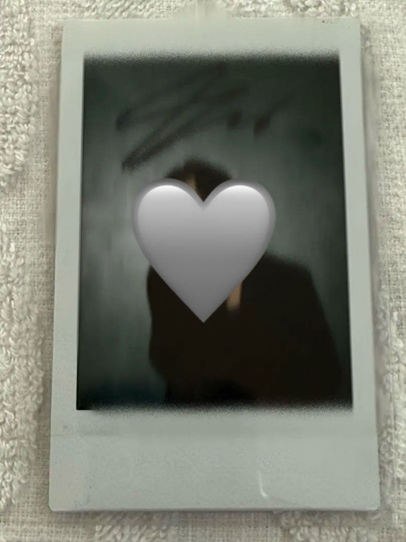 ATEEZ ソンファ seonghwa 対面ヨントン当選者 チェキ 直筆サイン ATEEZの直筆サイン入りチェキを計8名様にプレゼント！ | Numero TOKYO