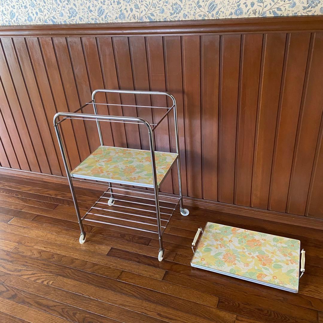 昭和レトロ キッチンワゴン 花柄 3段 当時物 レトロポップ トレー