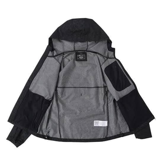 新品未使用タグ付き)アディダスランニング ジャケット BX979-HM4326