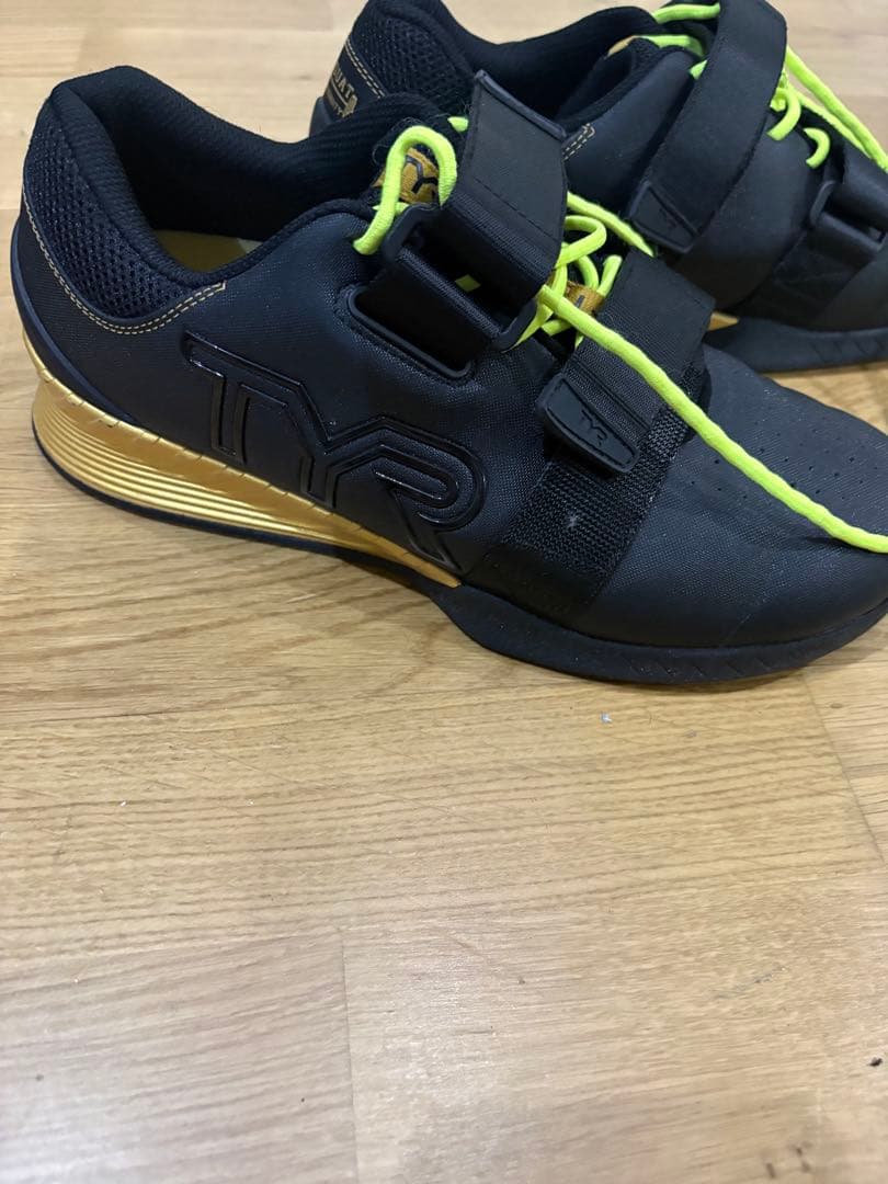 最終価格　TYR（ティア）L-1リフター 25.9cm