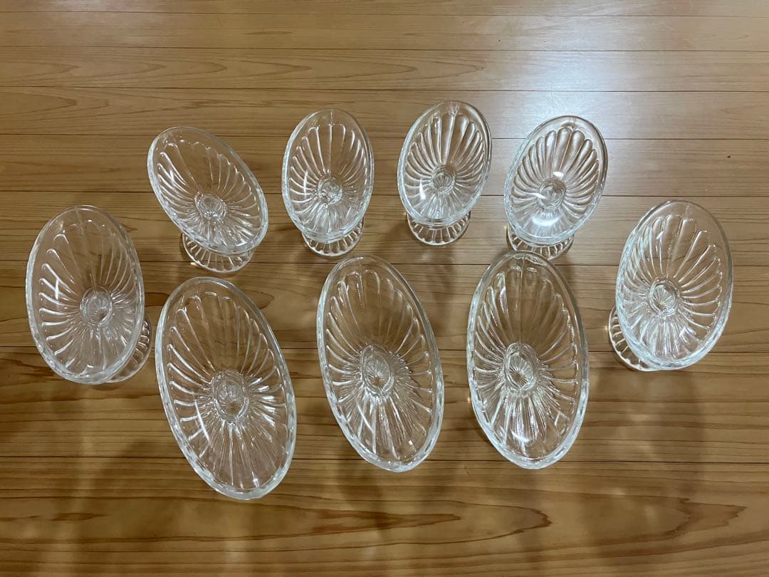 昭和レトロガラスデザートカップ 9個セット 楽天市場】デザートカップ ガラス レトロ 【 アデリアレトロ 脚付き