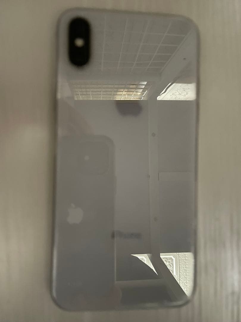 Apple iPhone X 256GB SIMロックなし 訳あり特価】iPhone X 256GB ドコモ SIMロックなし おまけ2種類付き