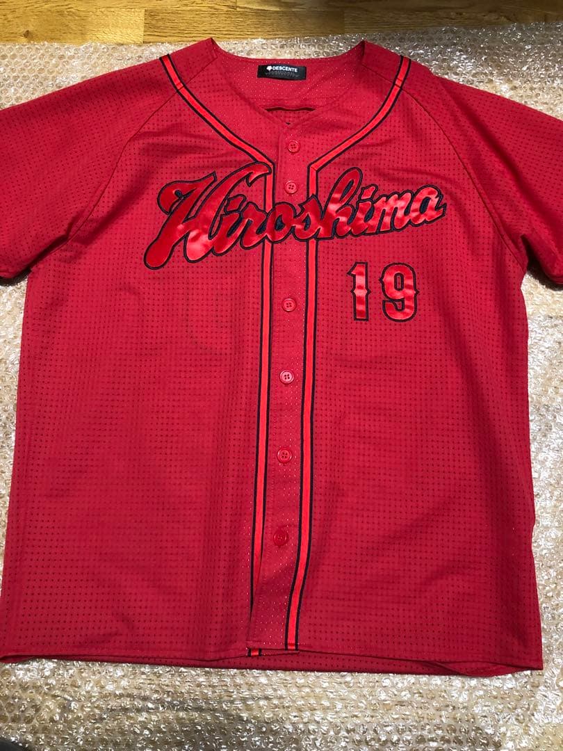 広島東洋カープ 床田♯19 直筆サイン入りハイクオリティユニフォーム M