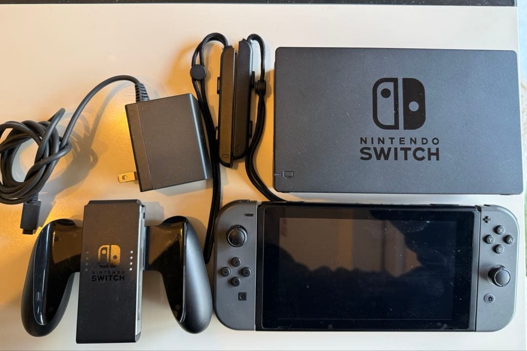 【ジャンク】Nintendo Switch 本体　ブラック Nintendo Switch 本体 ブラック ジャンク - メルカリ