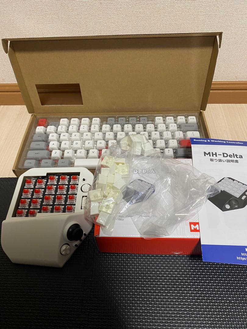 送料込】左手用デバイス MH-Delta ＋キーキャップセット - メルカリ